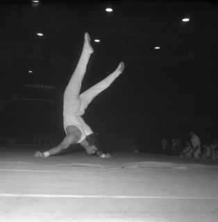 Takashi Ono, Japanese athlete .