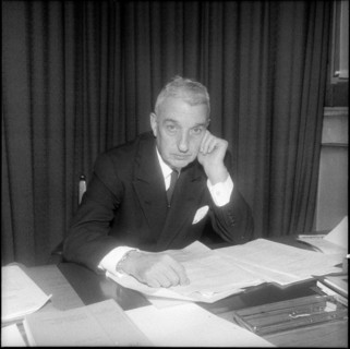 Gerald Gross, secretary general of UIT, 1959.