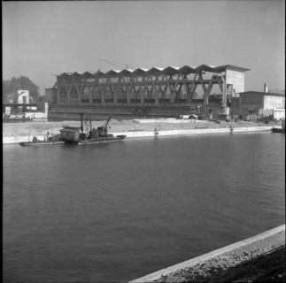 Birsfelden power station and sluice 1954.