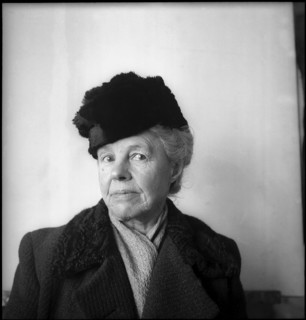 Jeanne Maeder, 1950 .
