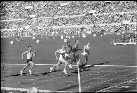 Rome 1960: 100m sprint; second semi-final with Hary.
