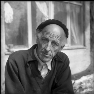 August Bläsi, sculptor 1958.