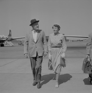 Allen W. Dulles with his wife arriving in Zurich-Kloten, 1953 .