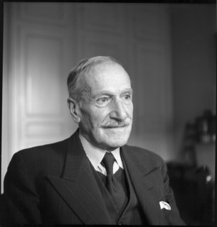 Prof. Dr. Andrv© Guisan, 1946 .
