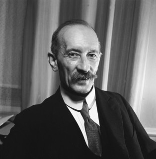 Prof. Dr. med. Alfred Gigon, 1948 .