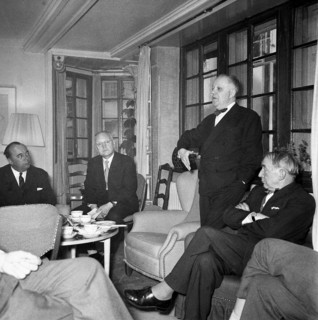 Albert Urfer, mayor Emil Landolt, Jean Villard Gilles, 1959.
