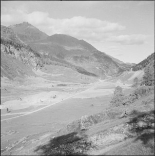 Dam building site near Marmorera around 1952.