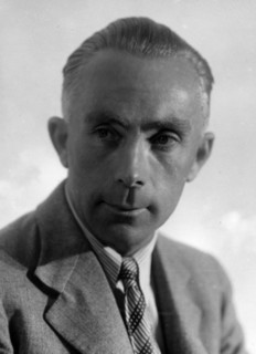 Walter Mittelholzer ca. 1933 .