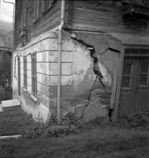 Damaged house in Peiden GR, 1942