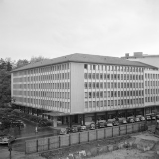 Business hous of Maerki-Bapst and Weltwoche im Talacker, Zürich 1949