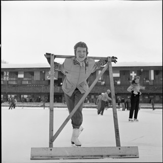 U.S. ice skater Tenley Albright, Davos 1953 .