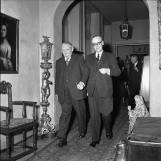 Ludwig Erhard and Federal Councillor Rubattel in Berne 1953.