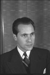 Pianist Max Egger, ca. 1944 .