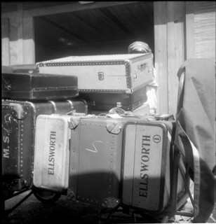 Handling of baggage at Düdendorf airport 1948