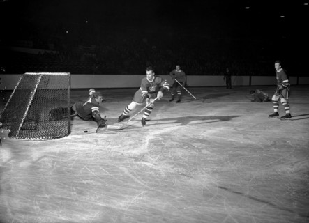 Ice Hockey World Championship Zurich 1953: Czechoslovakia - Germany.