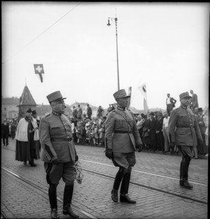 General Guisan at the commemoration 500 years Battle of St. Jakob an der Birs, Basle 1944
