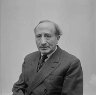 Yeshayahu Aviad, israeli envoyee in Berne, ca. 1950.