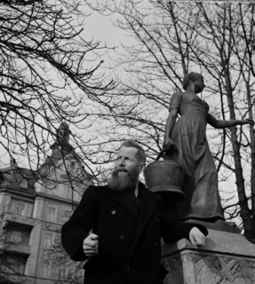 Max Daetwyler speaking in Zurich 1946.