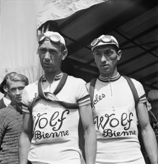 Tour of Switzerland 1942: Pierre and Mathias Clemens.