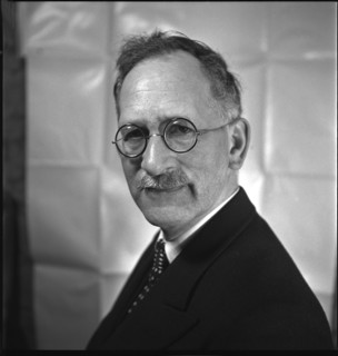 Georges Chevallaz, Lausanne ca. 1946