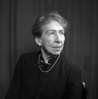 Juliette De Crousaz, Pianist ca. 1940 .