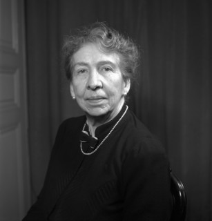 Juliette De Crousaz, Pianist ca. 1940 .