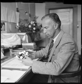 Prof. Dr. Gaudenz Waser, Zurich 1958.