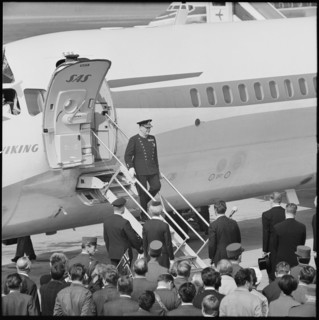 Olav of Norway arrives for a state visit, Kloten 1968