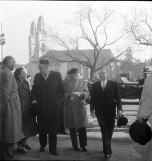 Reception before the city hall