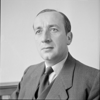Dr. Hans Erzer, Breitenbach 1953