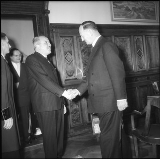 UNESCO managing director Vittorio Veronese and Federal president Paul Chaudet 1959