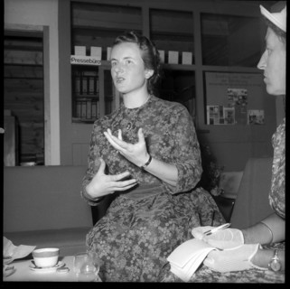 Hedy Salquin, conductor ca. 1955
