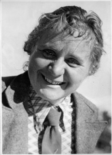 Lisa Tetzner, writer ca. 1950