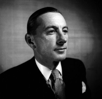 Dr. Edmond Gay, chairman of the ACS, 1946