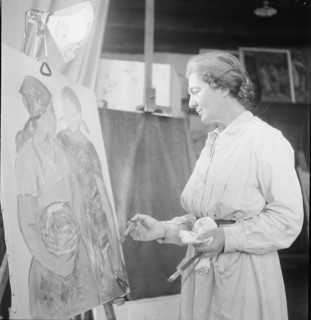 Regina Conti, paintress. ca. 1940