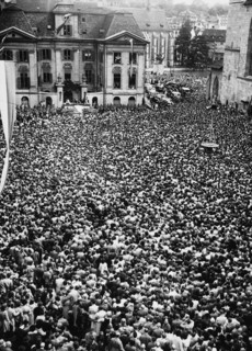 Winston Churchill in Zurich 1946: speech on Muensterhof.