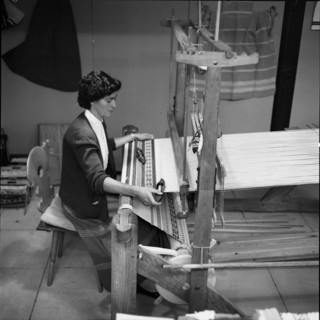 SAFFA 1958: woman at a hand loom.