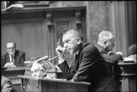 Leo Schurmann during Federal Council elections in Swiss federal parliament.