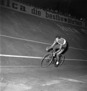 Track Race Ferdi Kubler - Fritz Schar, Zurich Oerlikon, 1949; Ferdi Kubler.