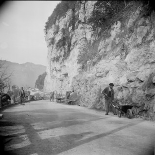 Axenstrasse under construction 1954.