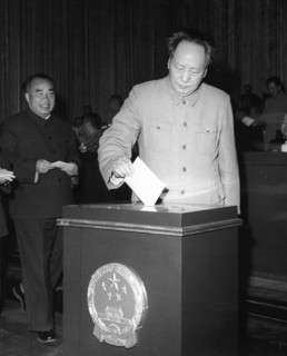 Mao Tse-tung casting ballor 1959.