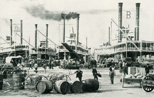 The photo dates from 1922. The caption reads: The Busy River Front at Louisville. Louisville, with