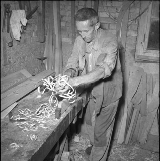 Alpthal; carpenter in his workshop; 1951.