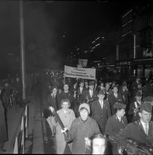 Demonstration on the day of the women's right to vote, 1961.