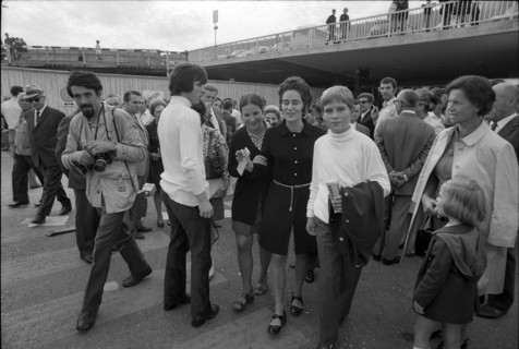 Hijacking Nikosia: Arrival of the hostages, Airport Koten 1970.
