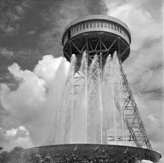 Photo tower at photo world fair, 1952.