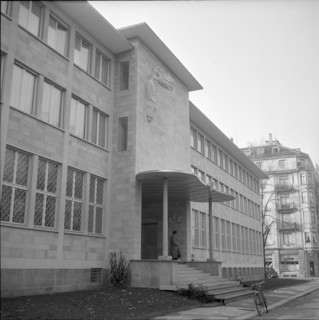 Zentral library Lucerne; 1951.