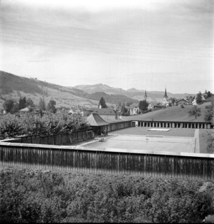 Ebnat-Kappel, outdoor swimming pool; 1945.