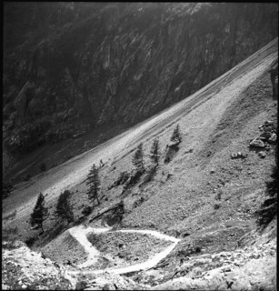 Valais, land slide between Salanfe and Van-d'en-Haut; 1948.