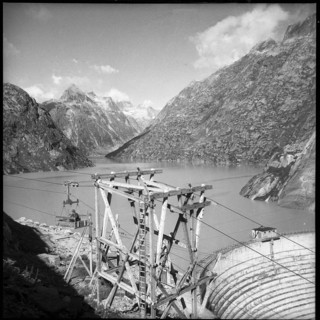 Wooden cableway pylon at the Lake Grimsel dam 1950.